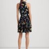 Flerfärgad Ralph Lauren Floral Crinkle Georgette Surplice Klänning för kvinnor Flerfärgad Ralph Lauren Floral Crinkle Georgette Surplice Klänning för kvinnor