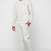 Gråa Ralph Lauren Essential träningsbyxor med manschett Gråa Ralph Lauren Essential träningsbyxor med manschett