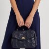 Raffinerad marin dam Ralph Lauren Quilted Läder Medium Farrah Satchel-väskor Raffinerad marin dam Ralph Lauren Quilted Läder Medium Farrah Satchel-väskor