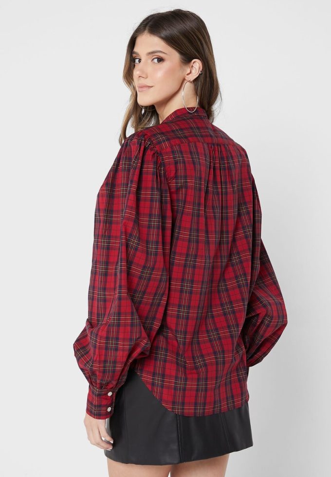 Röda Ralph Lauren Button Down-tröjor för kvinnor Röda Ralph Lauren Button Down-tröjor för kvinnor