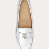 Silver Ralph Lauren Barnsbury Metallic Nappa Läder Driver Flat Shoes för kvinnor Silver Ralph Lauren Barnsbury Metallic Nappa Läder Driver Flat Shoes för kvinnor