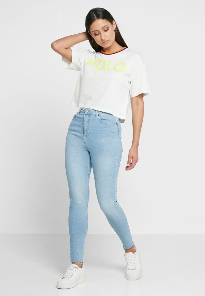 Vita Ralph Lauren grafiska T-shirts med rund hals för kvinnor